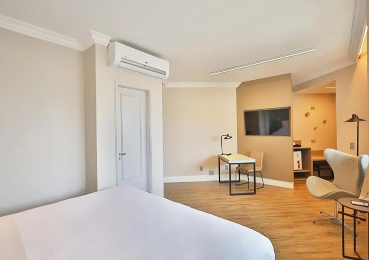 Radisson Oscar Freire Hotel 5*